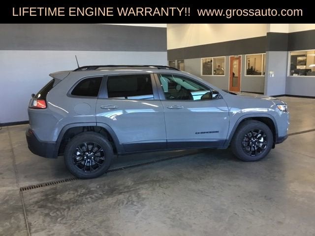 2023 Jeep Cherokee Altitude Lux