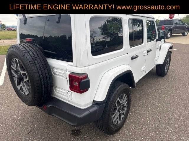 2025 Jeep Wrangler 4-Door Sahara 4x4