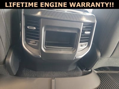 2025 RAM 1500 Big Horn Crew Cab 4x4 5'7" Box