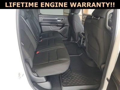 2025 RAM 1500 Big Horn Crew Cab 4x4 5'7" Box