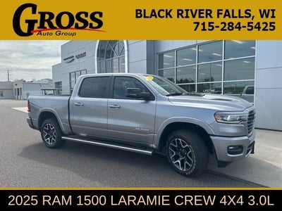 2025 RAM 1500 Laramie Crew Cab 4x4 5'7" Box