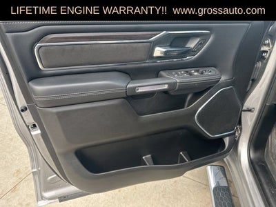 2025 RAM 1500 Laramie Crew Cab 4x4 5'7" Box