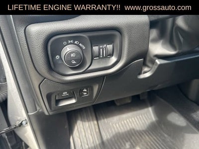 2025 RAM 1500 Laramie Crew Cab 4x4 5'7" Box