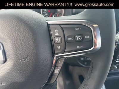 2025 RAM 1500 Laramie Crew Cab 4x4 5'7" Box