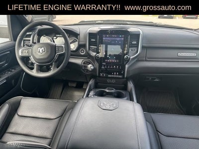2025 RAM 1500 Laramie Crew Cab 4x4 5'7" Box
