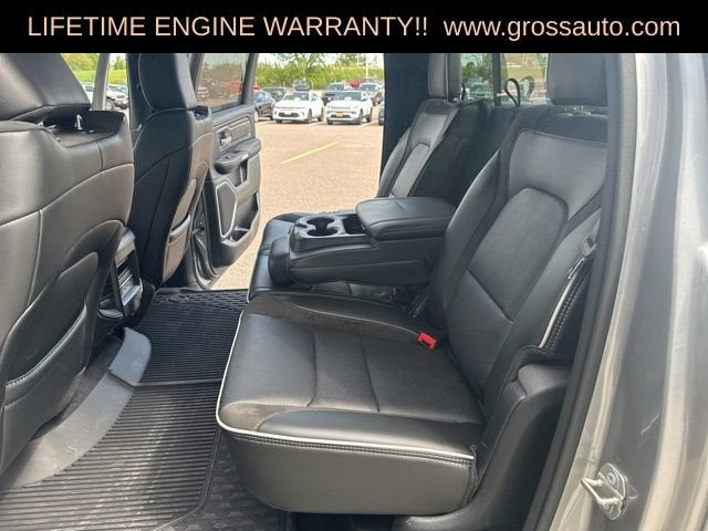 2025 RAM 1500 Laramie Crew Cab 4x4 5'7" Box