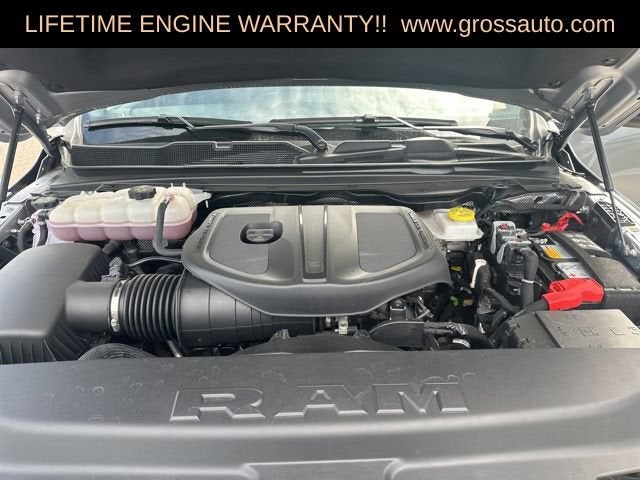 2025 RAM 1500 Laramie Crew Cab 4x4 5'7" Box