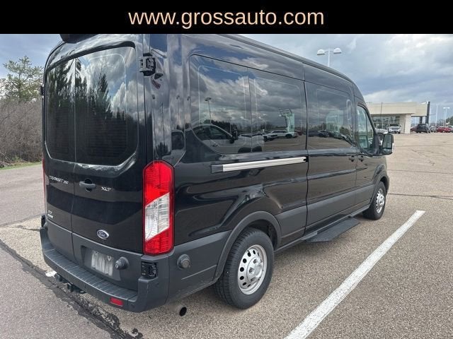 2023 Ford Transit Passenger Wagon XL