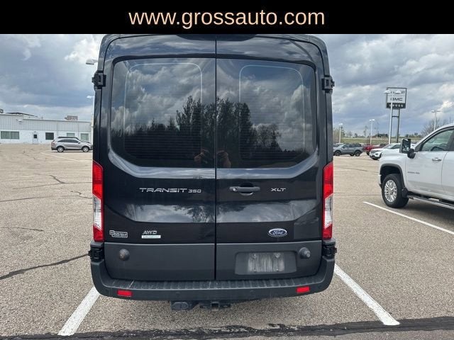 2023 Ford Transit Passenger Wagon XL