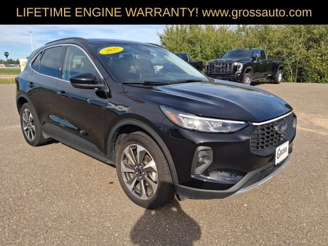 2025 Ford Escape Platinum