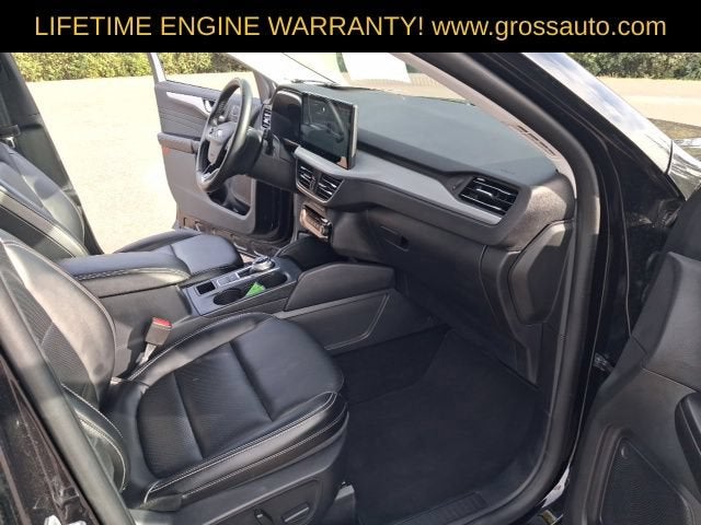 2025 Ford Escape Platinum