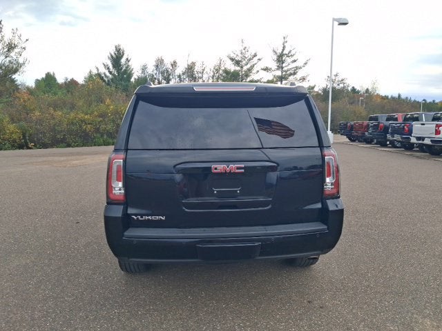 2017 GMC Yukon SLT