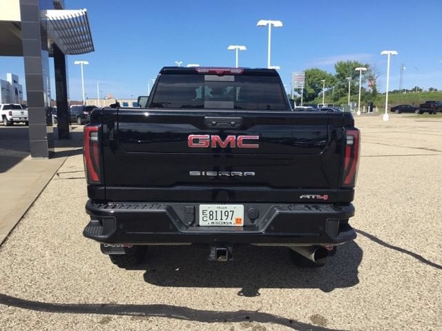 2025 GMC Sierra 3500 HD AT4