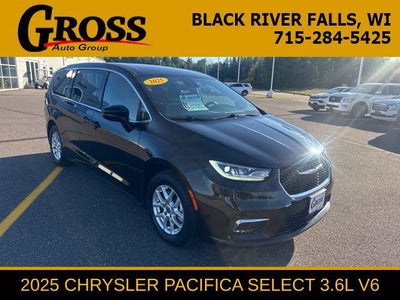 2025 Chrysler Pacifica Select