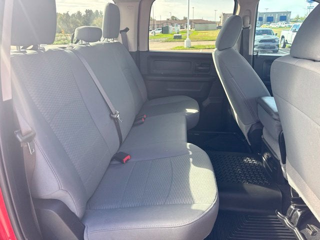 2018 RAM 2500 Tradesman Crew Cab 4x4 6'4" Box