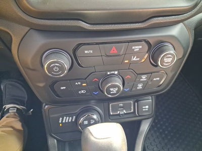 2023 Jeep Renegade Trailhawk