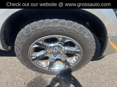 2018 RAM 1500 Laramie Crew Cab 4x4 6'4" Box
