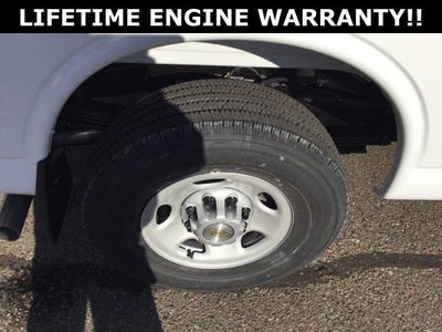 2025 Chevrolet Express Cargo WT