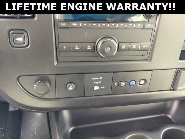 2025 Chevrolet Express Cargo 3500 WT