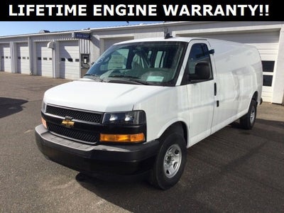 2025 Chevrolet Express Cargo 3500 WT