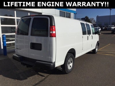 2025 Chevrolet Express Cargo 3500 WT