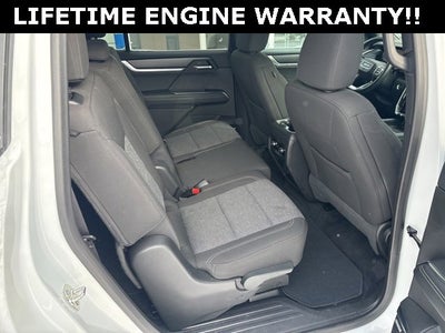 2025 GMC Acadia Elevation