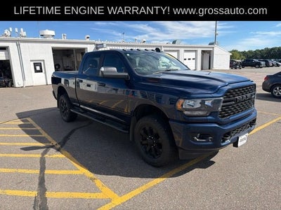 2022 RAM 2500 Big Horn Crew Cab 4x4 6'4" Box