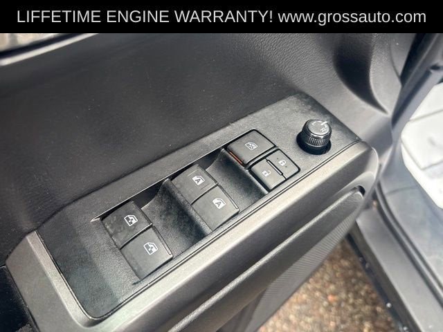 2022 Toyota Tacoma 4WD SR5
