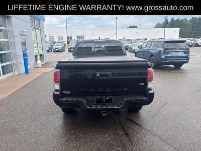 2022 Toyota Tacoma 4WD SR5