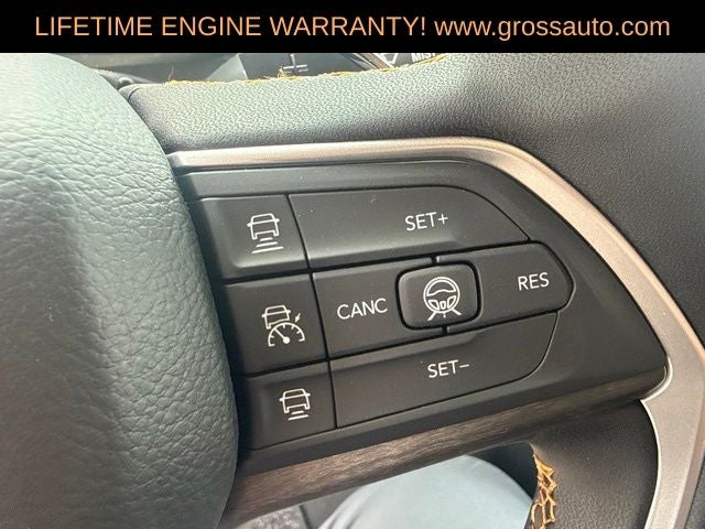 2026 Jeep Grand Cherokee Base