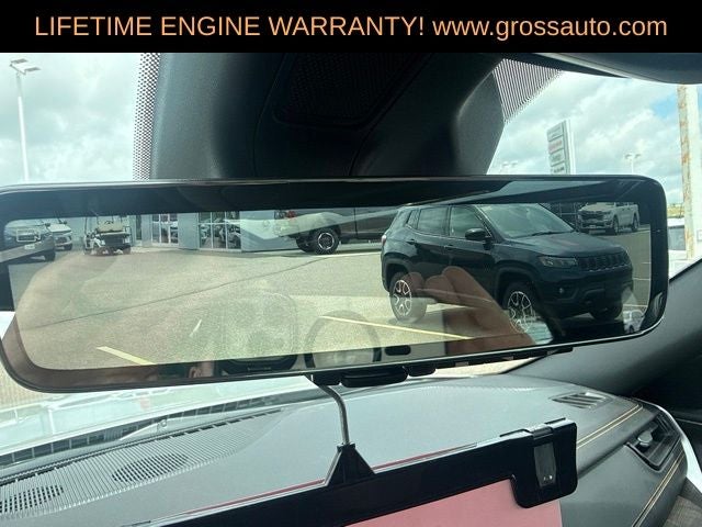 2026 Jeep Grand Cherokee Base