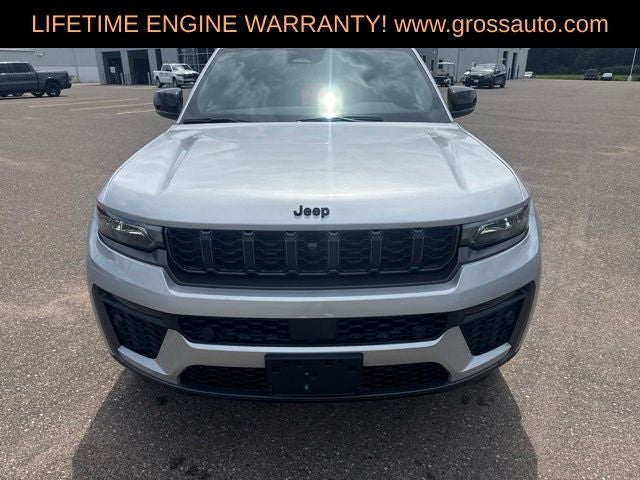 2026 Jeep Grand Cherokee Base
