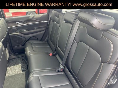 2026 Jeep Grand Cherokee Base