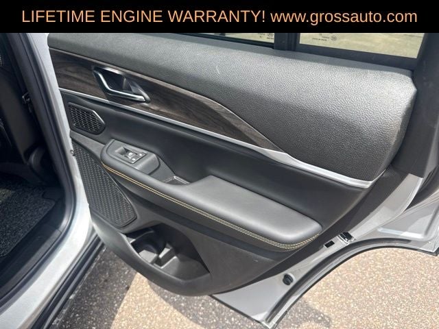2026 Jeep Grand Cherokee Base