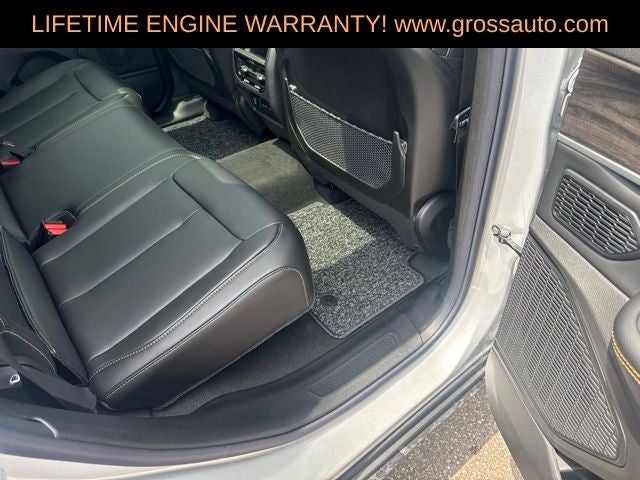 2026 Jeep Grand Cherokee Base
