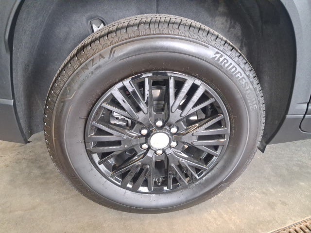 2025 Chevrolet Traverse LT 2LT