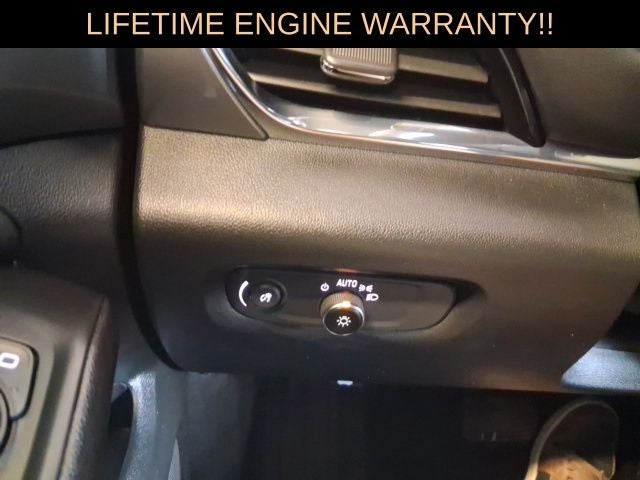 2023 Chevrolet Traverse LT Cloth w/2FL