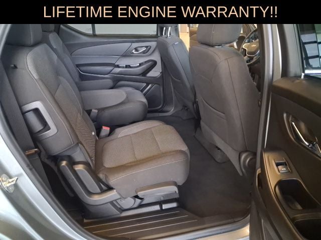 2023 Chevrolet Traverse LT Cloth w/2FL