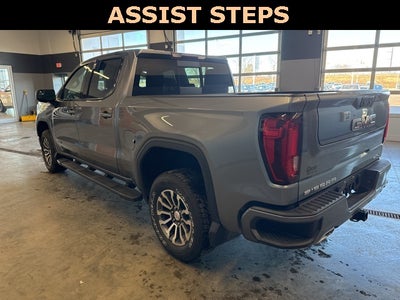 2022 GMC Sierra 1500 Limited 4WD Crew Cab Short Box AT4