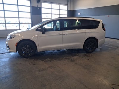 2026 Chrysler Pacifica PACIFICA LIMITED AWD