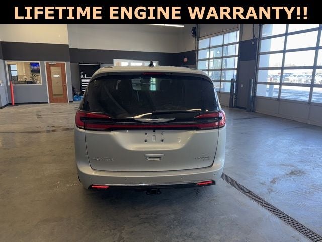 2026 Chrysler Pacifica Limited