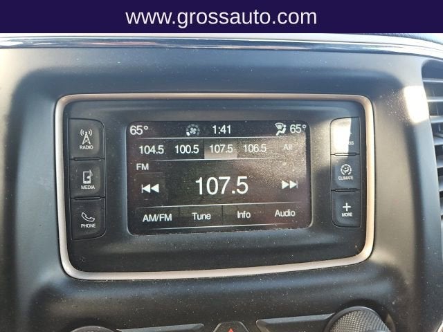 2017 Jeep Grand Cherokee Laredo