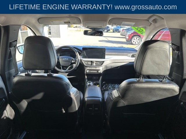 2025 Ford Escape Platinum