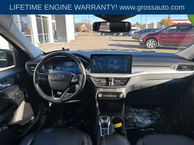 2025 Ford Escape Platinum