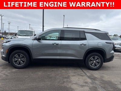 2025 Chevrolet Traverse LT