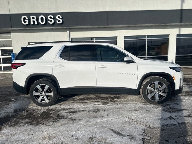 2022 Chevrolet Traverse LT Leather