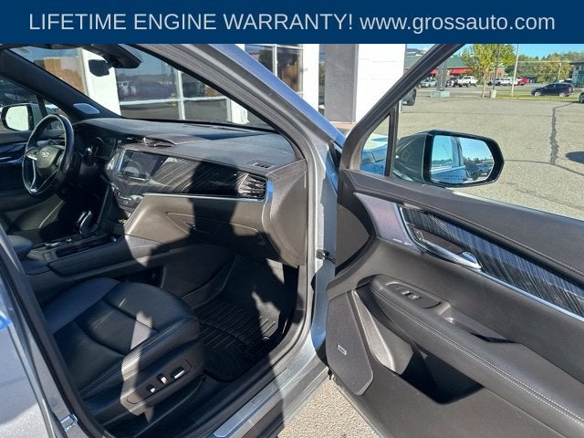 2023 Cadillac XT6 AWD Premium Luxury