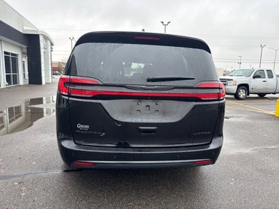 2025 Chrysler Pacifica Limited