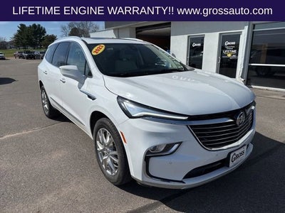 2023 Buick Enclave Essence