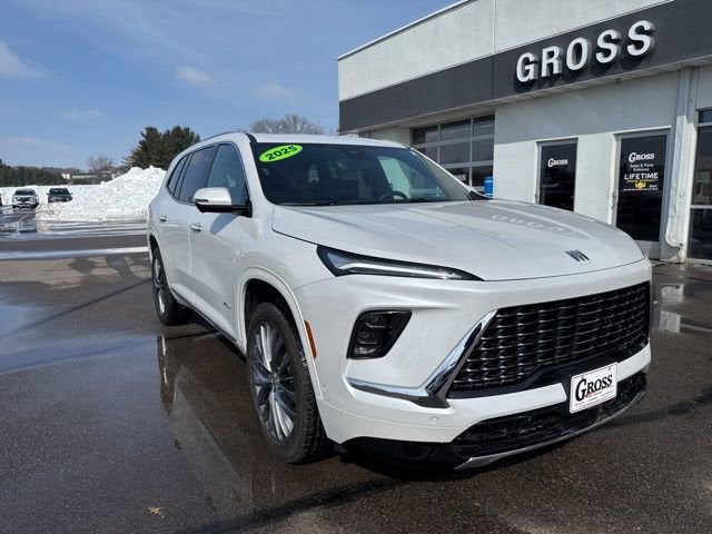 2025 Buick Enclave Avenir